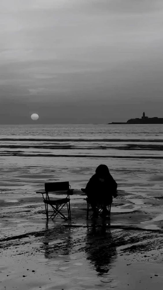  عکس پروفایل غمگین