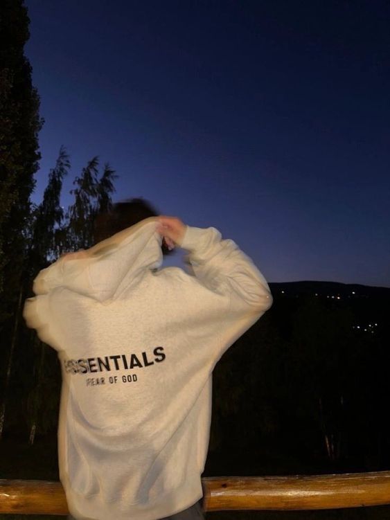 عکس پسر بچه مو فرفری برای پروفایل