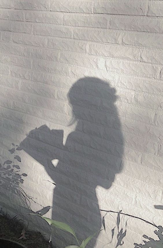 عکس خفن 50 عکس سایه دختر در تاریکی